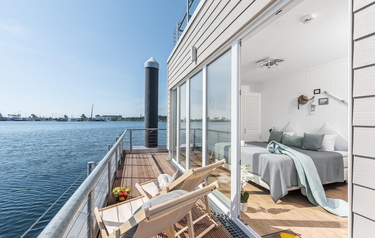 Luxus-Hausboot Navia 3