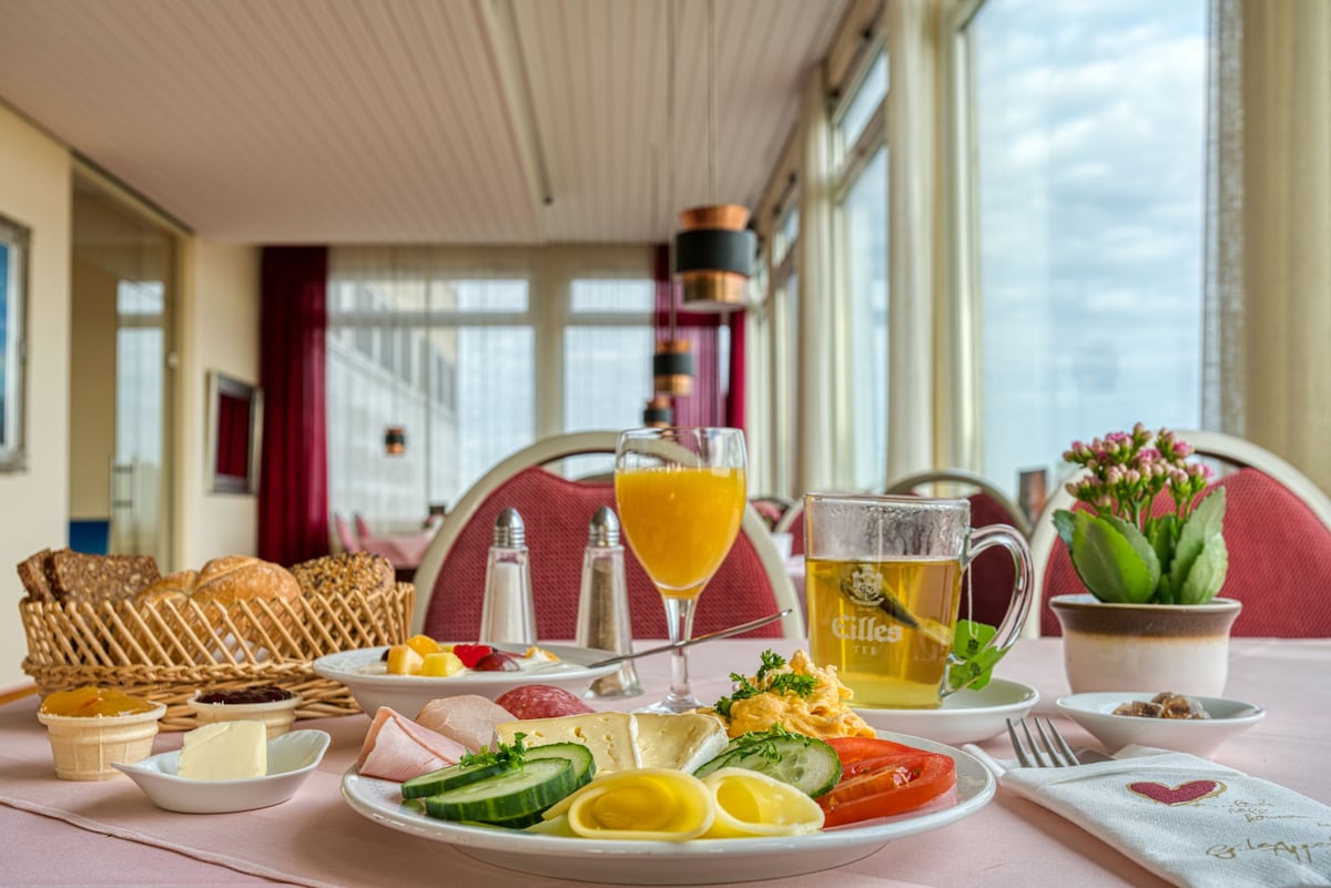 FF&E Hotel Dania 3
